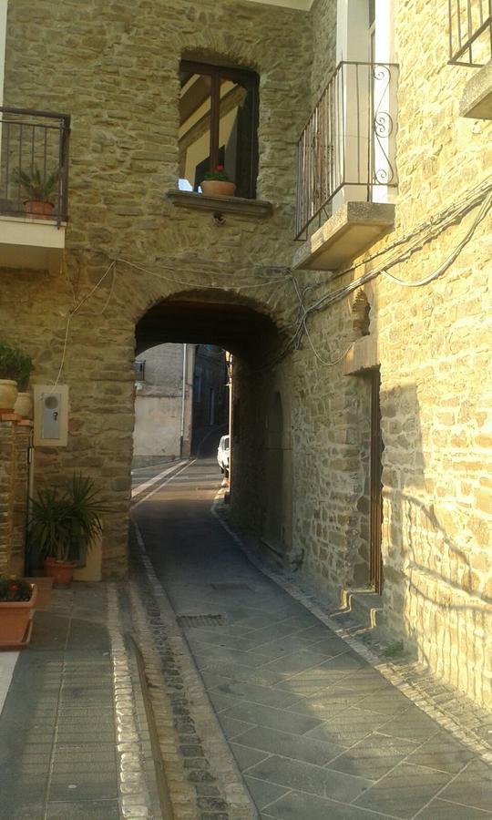 Pozzo Medievale Prignano Cilento Exterior foto
