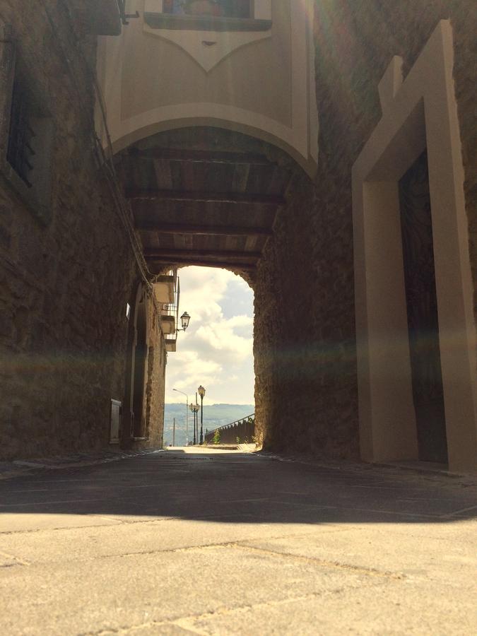 Pozzo Medievale Prignano Cilento Exterior foto